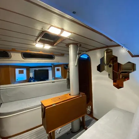 Barca A Vela 12m - Epizefiri Botel Castellammare di Stabia